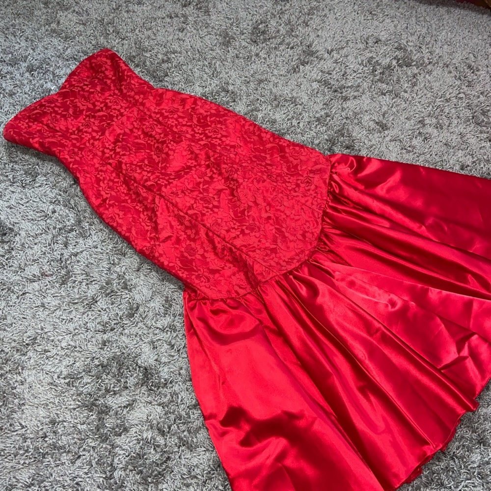 80s gown - Picture 2 of 4